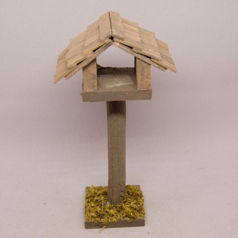 Vogelhaus auf Stamm - Krippenzubehör-jpg