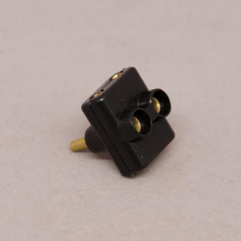 Dreifachstecker