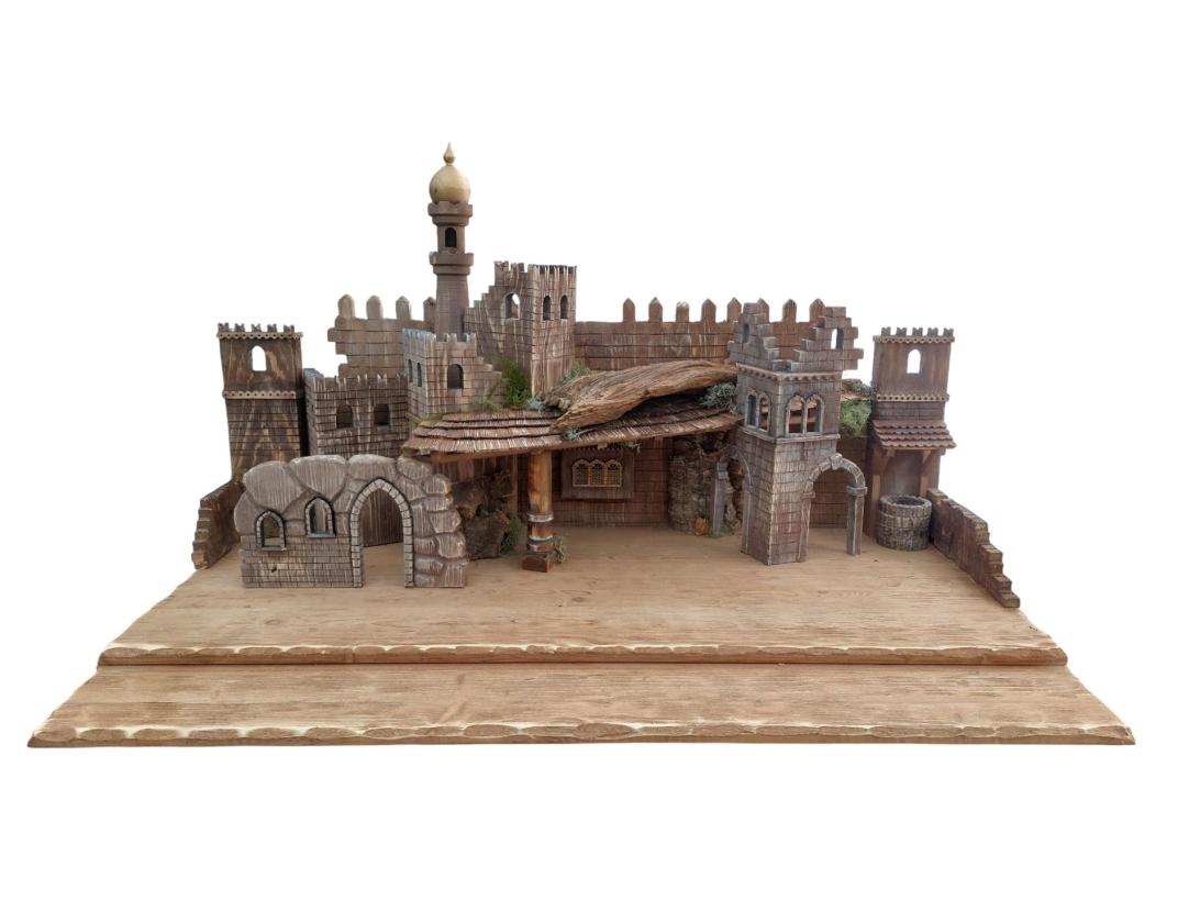 Orientalischer Krippenstall - geschnitzt 